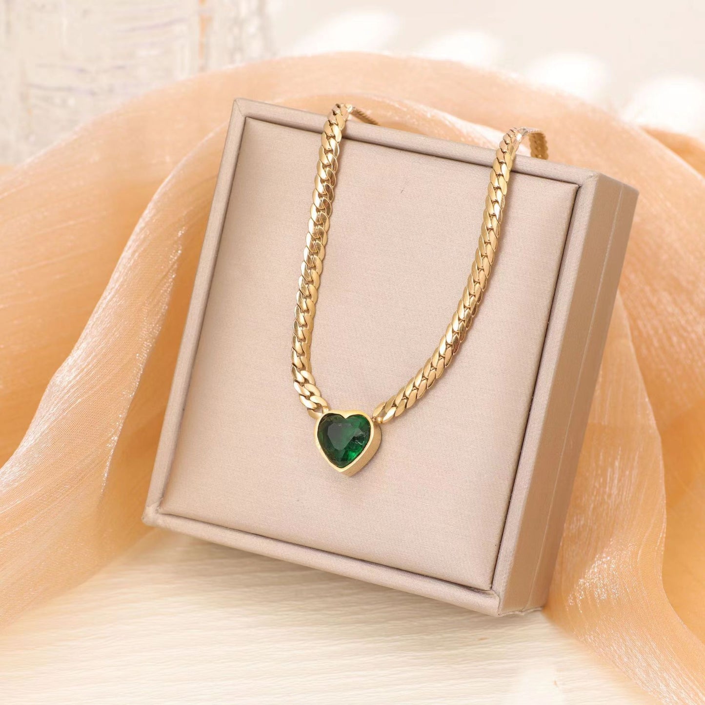 Green Heart Zircon Necklace
