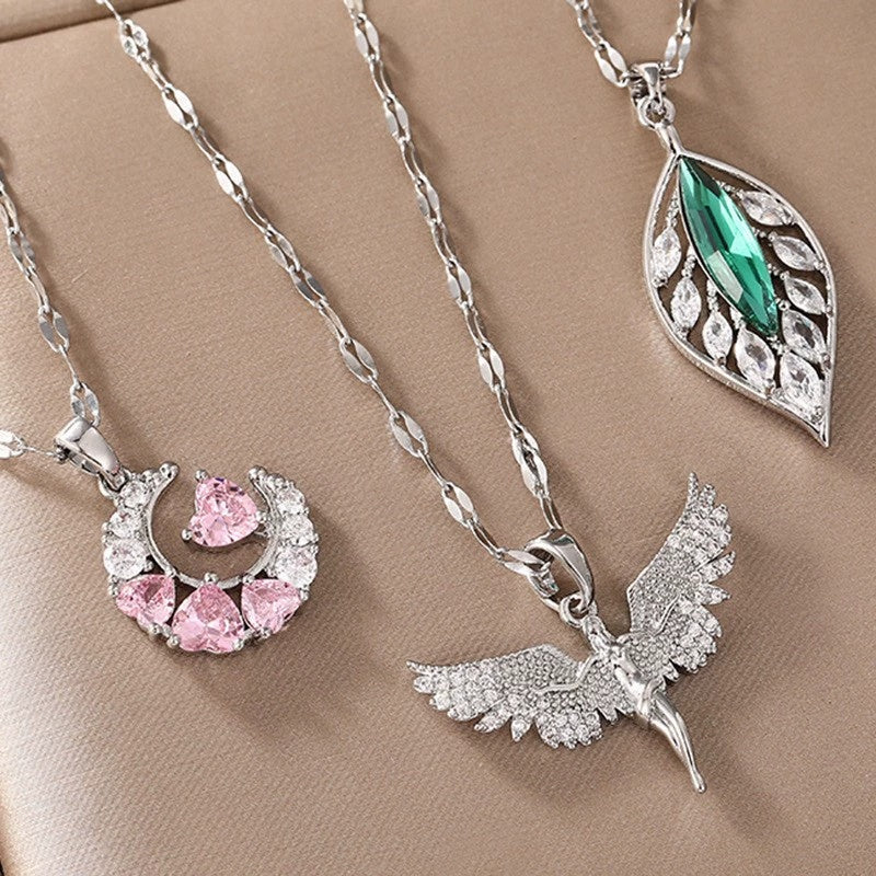 Dream Moon Necklace